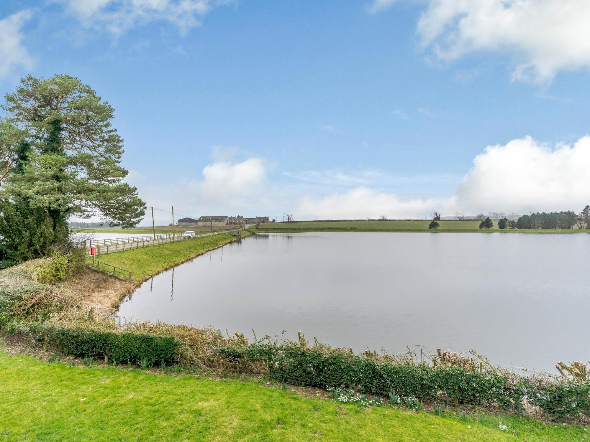 Whittle Dene Reservoir House Vila Wall Houses Exterior foto